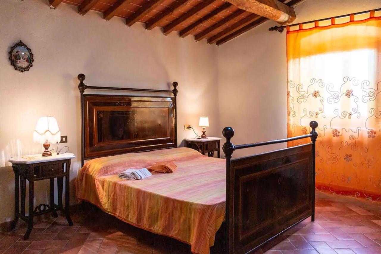 Agriturismo Con Piscina In Toscana, Tribbiano อาเรซโซ ภายนอก รูปภาพ
