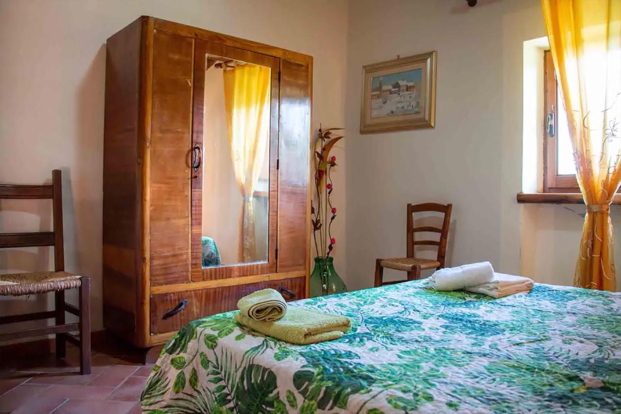 Agriturismo Con Piscina In Toscana, Tribbiano อาเรซโซ ภายนอก รูปภาพ